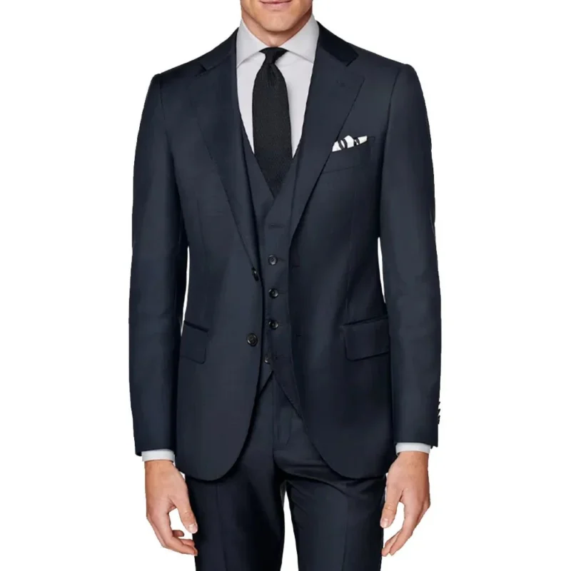 Elegant Men’s Navy Blue Three-Piece Suit