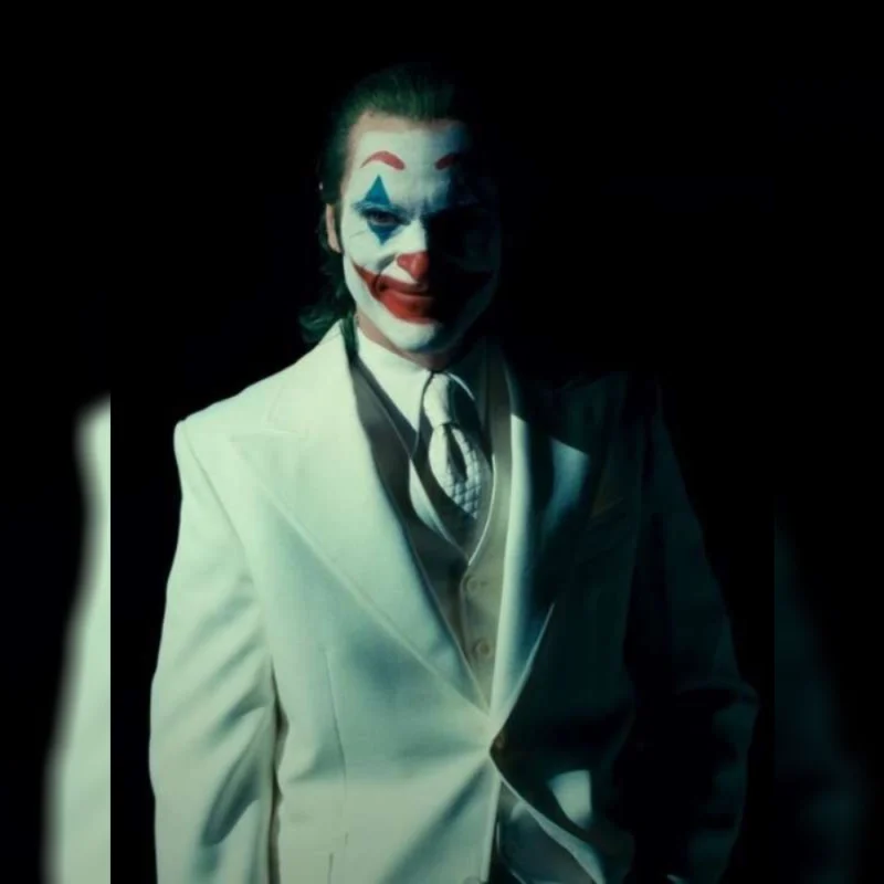 Joaquin Phoenix Joker White Suit